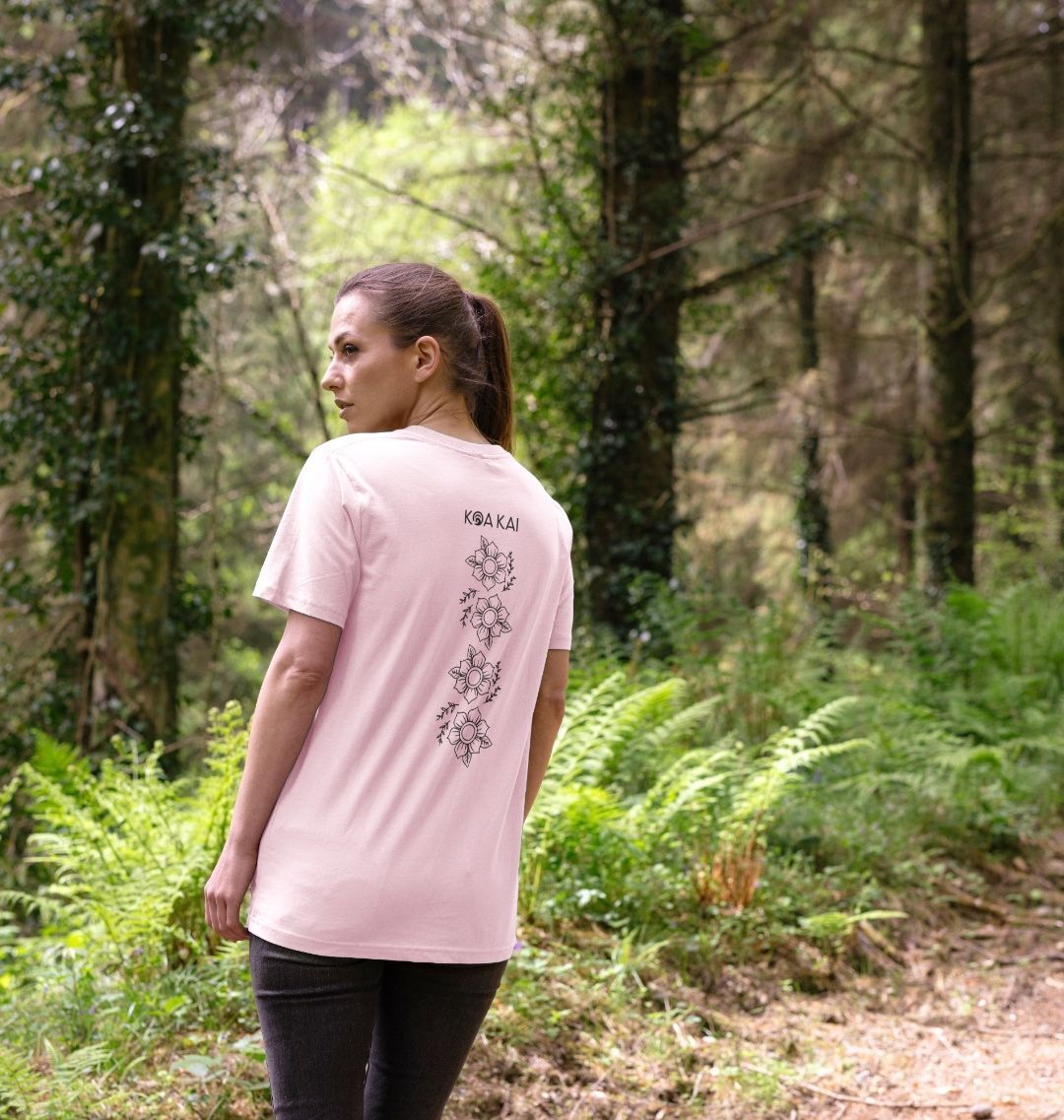 Woman’s pink tee